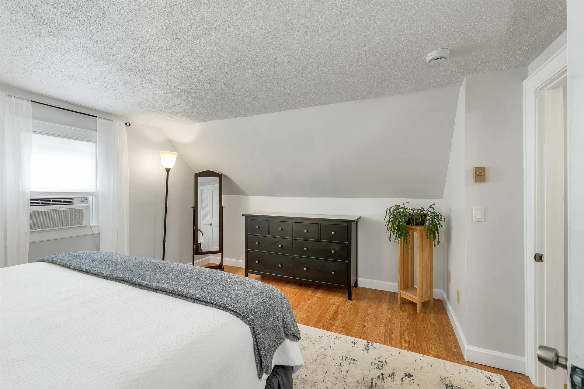 2007 Lafayette Road Portsmouth NH 03801