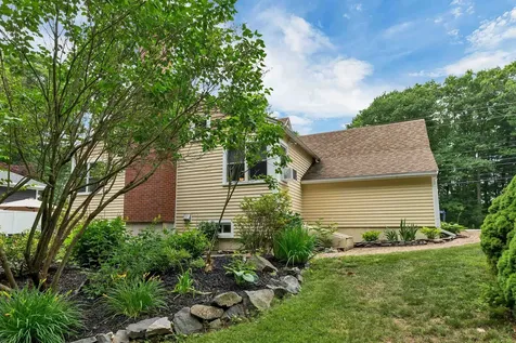 2007 Lafayette Road Portsmouth NH 03801