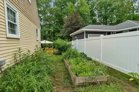 2007 Lafayette Road Portsmouth NH 03801