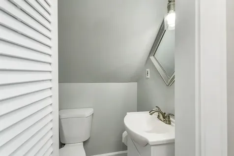 2007 Lafayette Road Portsmouth NH 03801