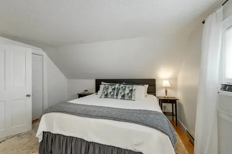 2007 Lafayette Road Portsmouth NH 03801