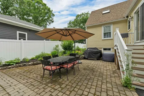 2007 Lafayette Road Portsmouth NH 03801