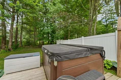 2007 Lafayette Road Portsmouth NH 03801