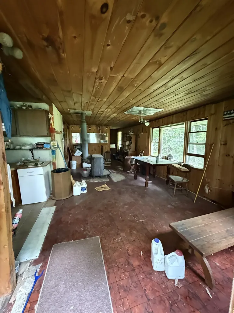 5423 Old County - South Road Waterford VT 05819