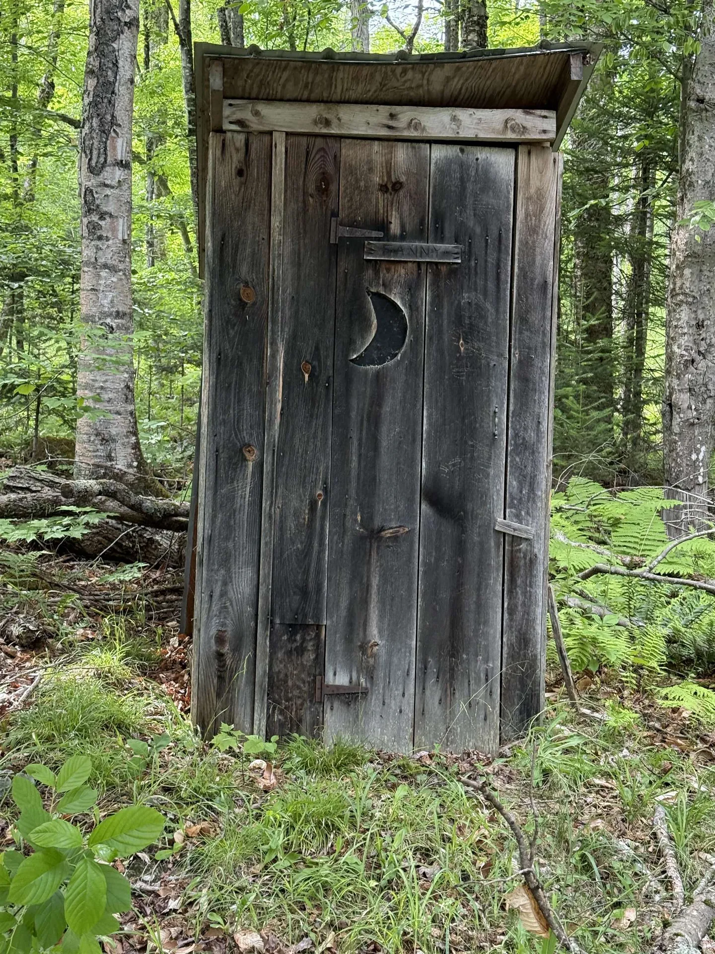 5423 Old County - South Road Waterford VT 05819