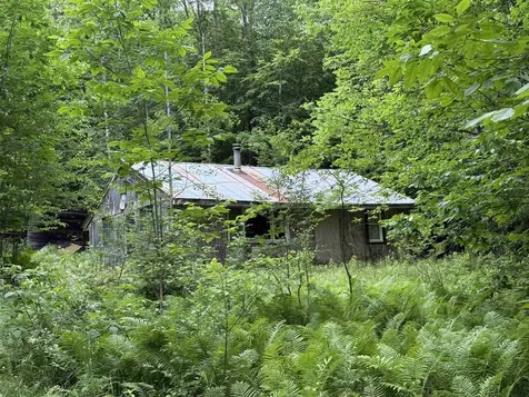 5423 Old County - South Road Waterford VT 05819