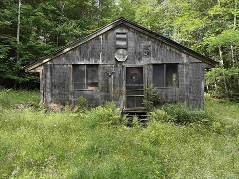 5423 Old County - South Road Waterford VT 05819