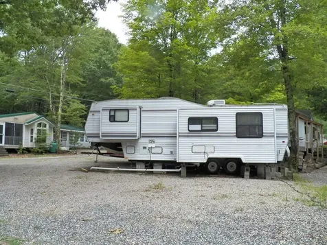 182 Pocahontas Lane Rochester NH 03867