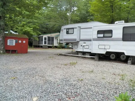182 Pocahontas Lane Rochester NH 03867