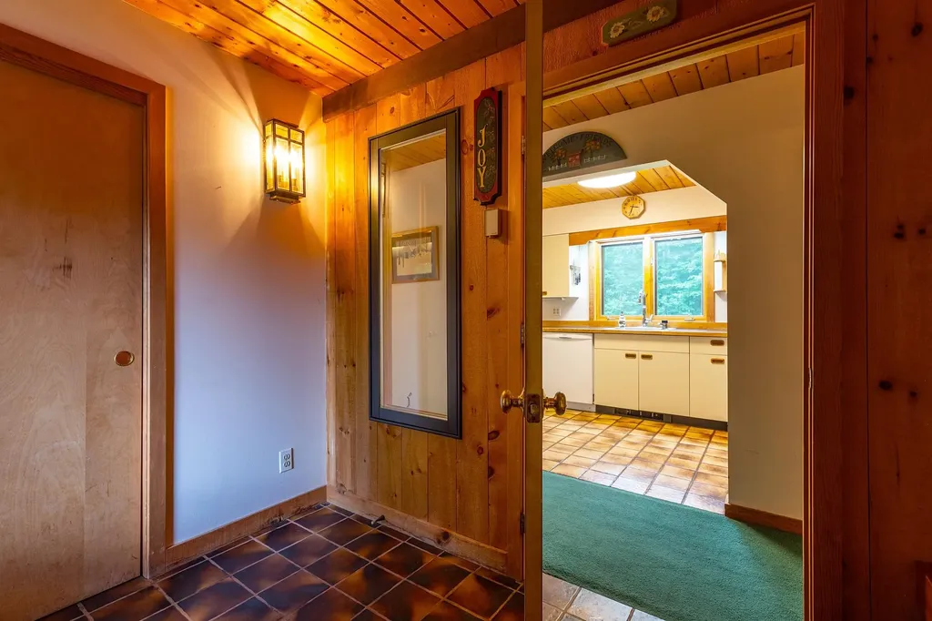 12 Stratton Ridge Road Winhall VT 05340