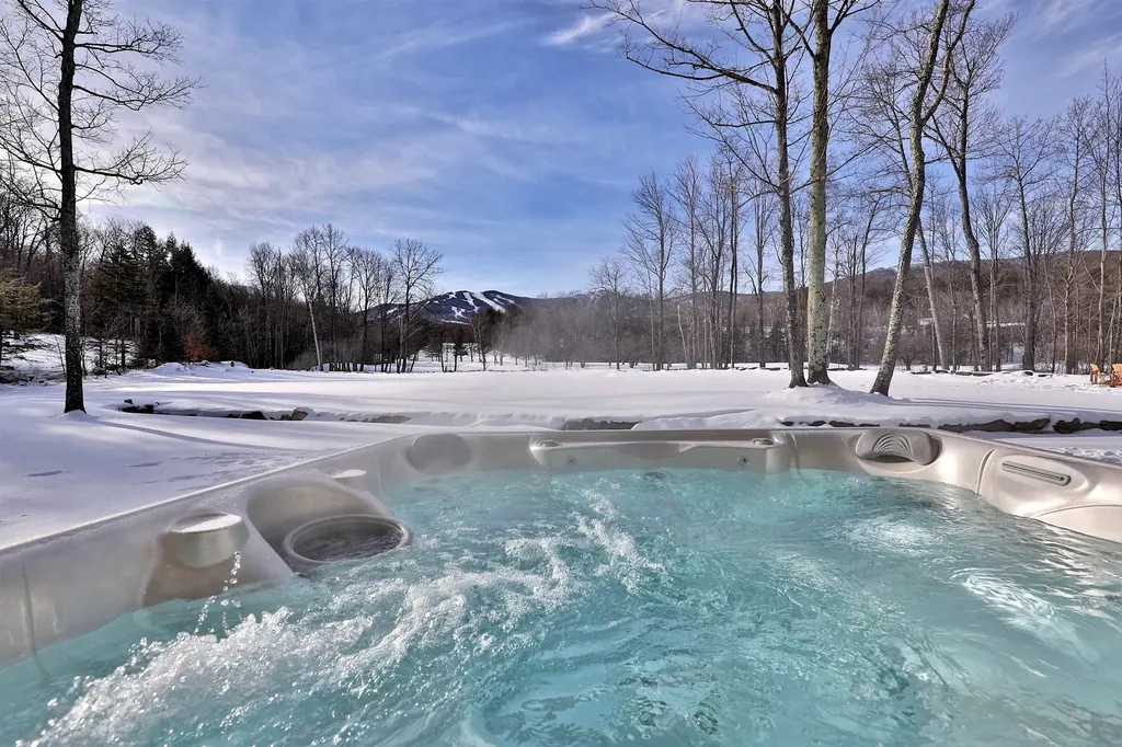 426 Roaring Brook Road Killington VT 05751