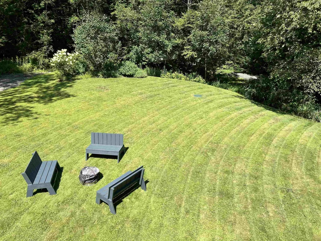 528 Pinnacle Road Stowe VT 05672