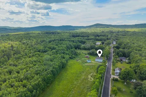 567 First Crown Point Road Strafford NH 03884
