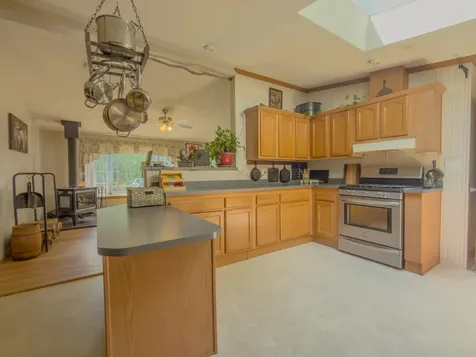 24 Varney Road Whitefield NH 03598