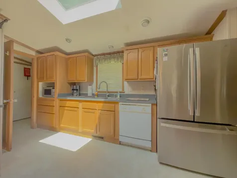 24 Varney Road Whitefield NH 03598