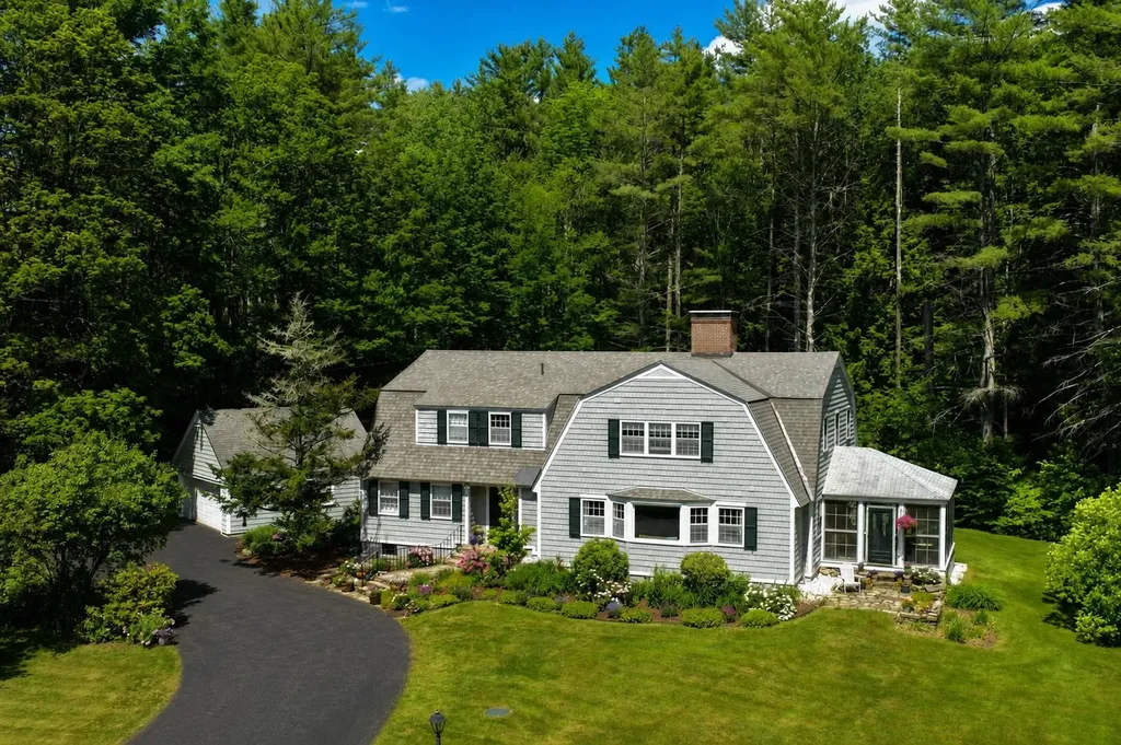 258 Chester Rd Road Grafton VT 05146