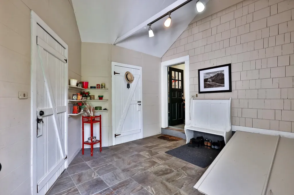 258 Chester Rd Road Grafton VT 05146