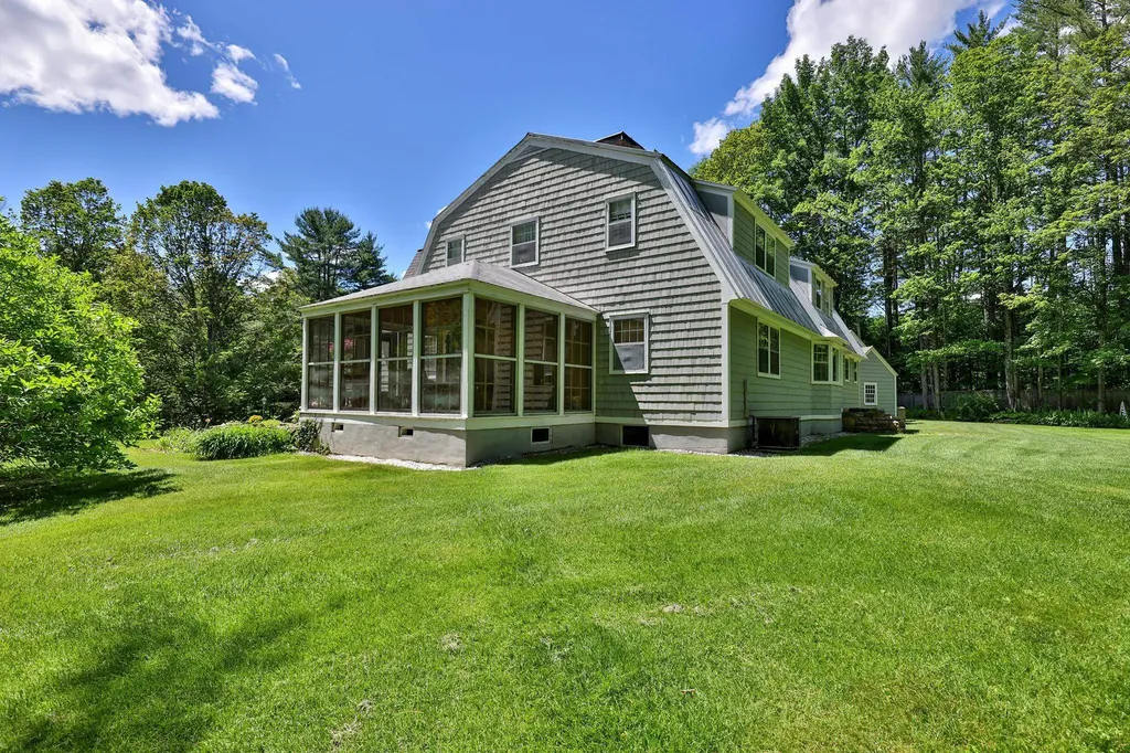 258 Chester Rd Road Grafton VT 05146