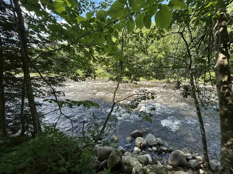 2074 Vtrt 30 Route Jamaica VT 05343