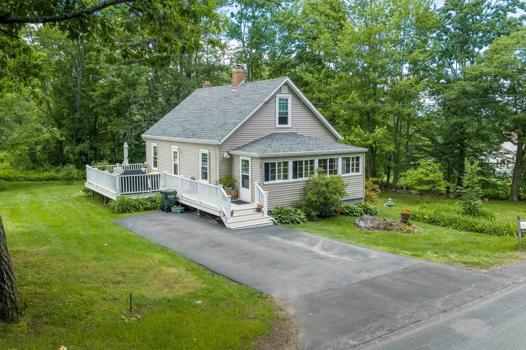 73 Old Prescott Hill Road Laconia NH 03246