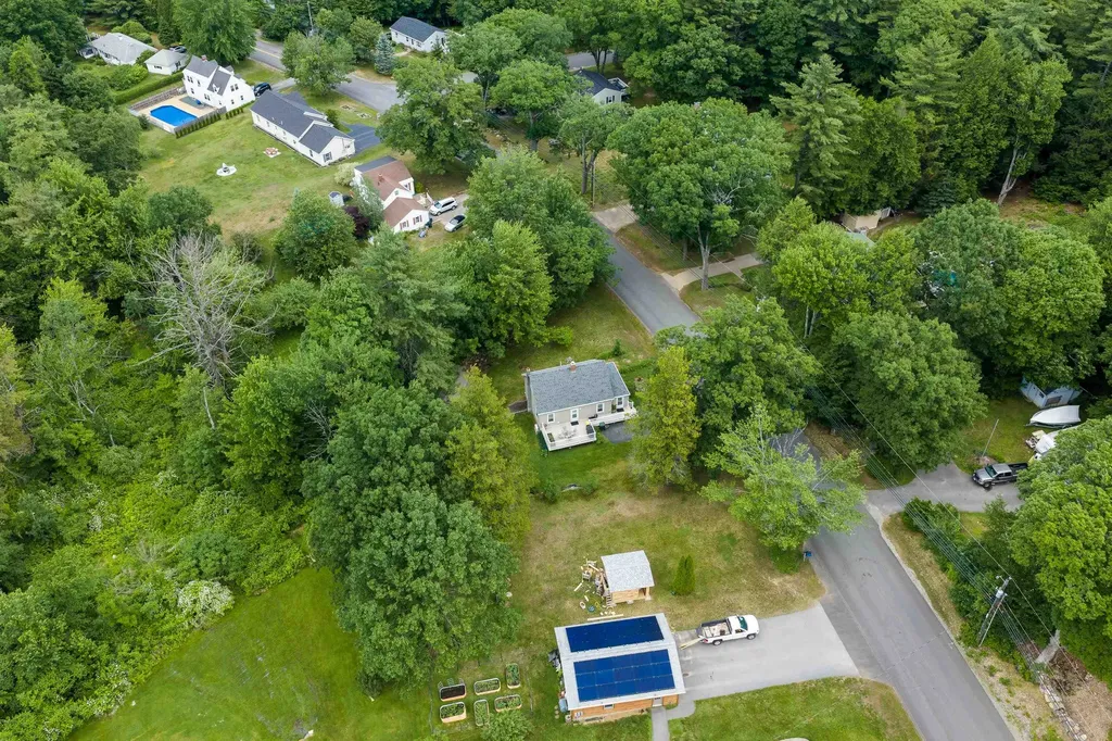 73 Old Prescott Hill Road Laconia NH 03246