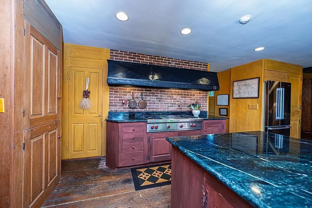 1763 Province Road Gilmanton NH 03237