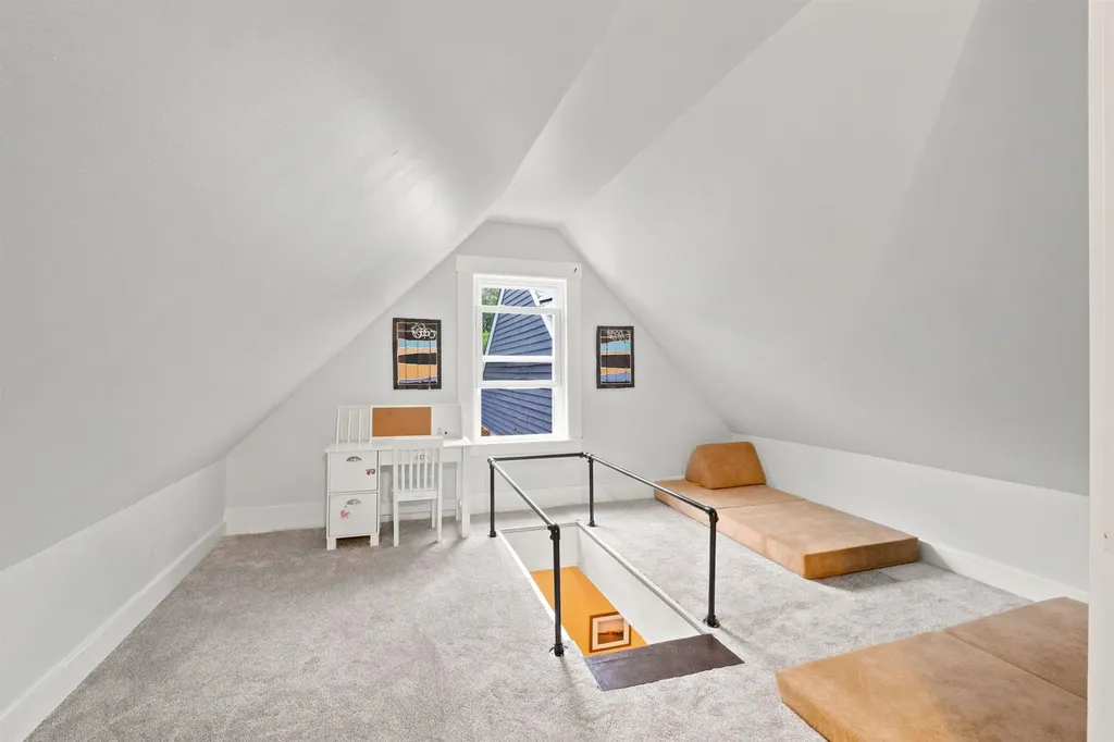 460 Main Street Rumney NH 03266
