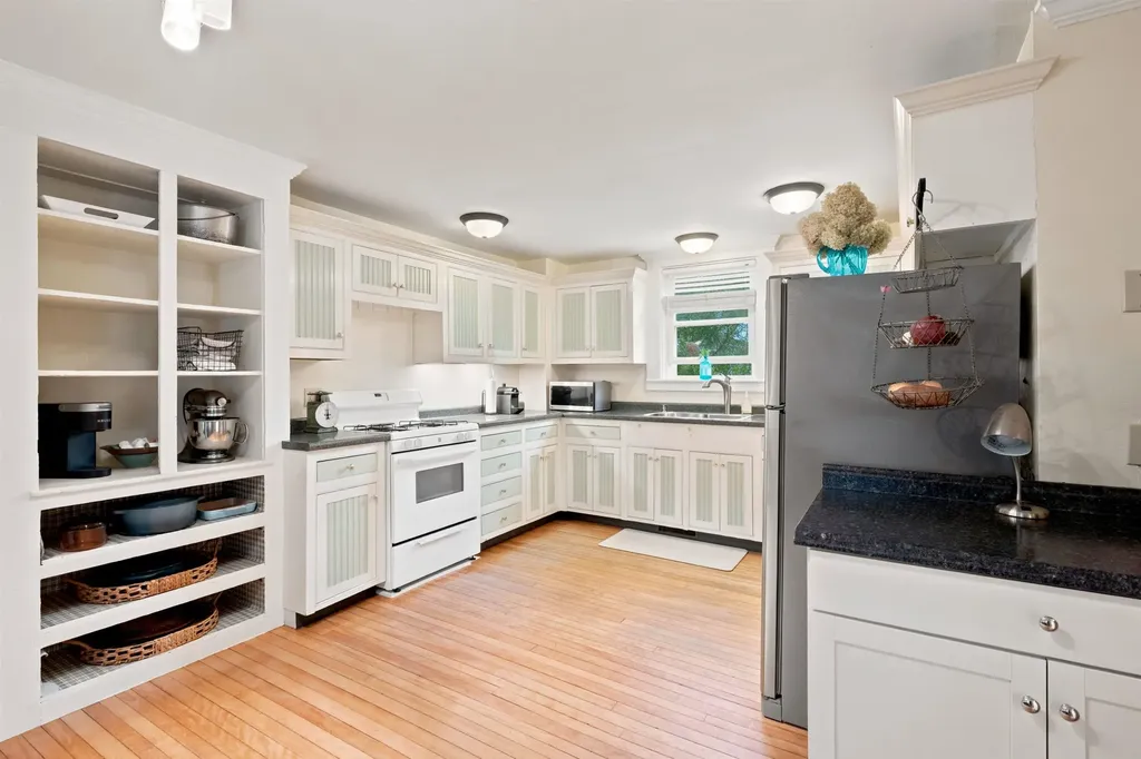 460 Main Street Rumney NH 03266