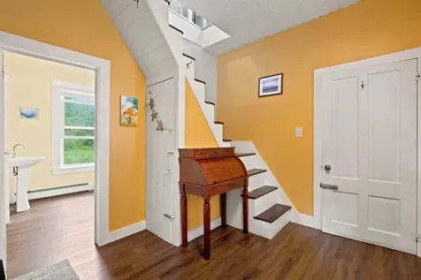 460 Main Street Rumney NH 03266