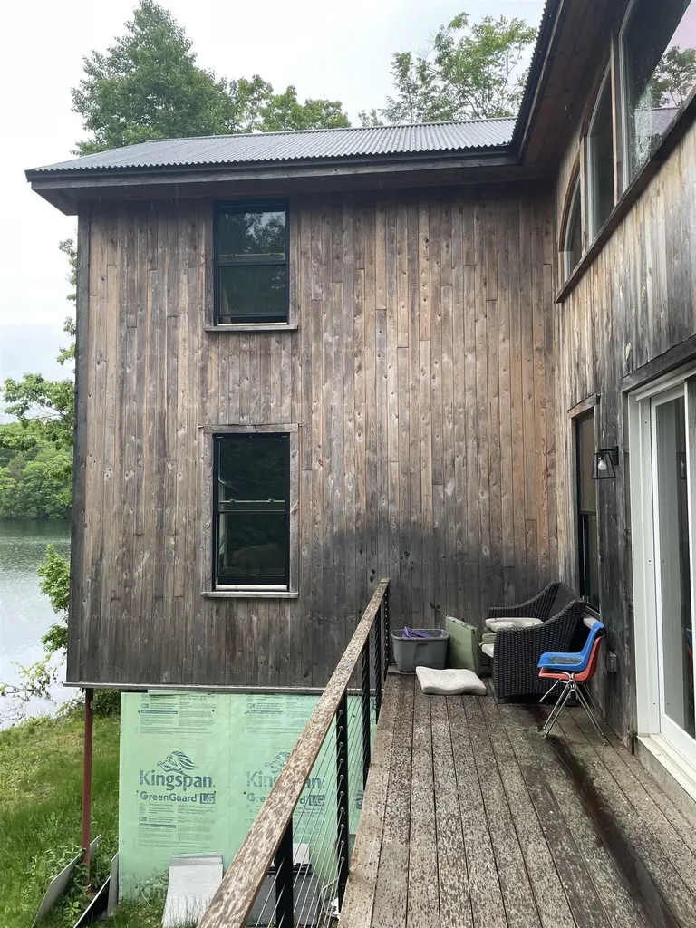 208 Flower Drive Barrington NH 03825