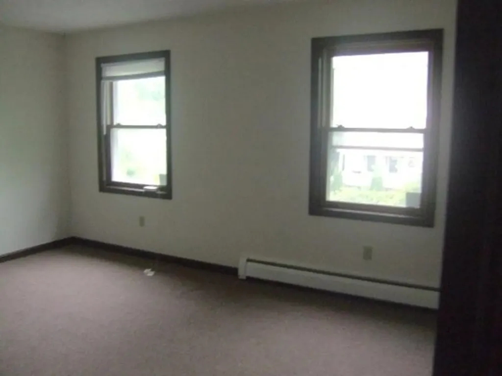 12 Oak Street St. Albans City VT 05478