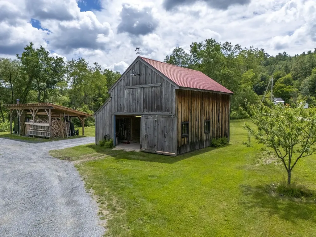 17 Grange Hall Road Acworth NH 03607
