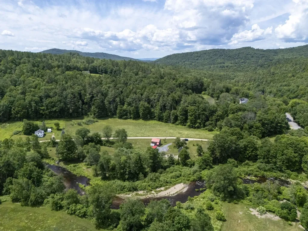 17 Grange Hall Road Acworth NH 03607