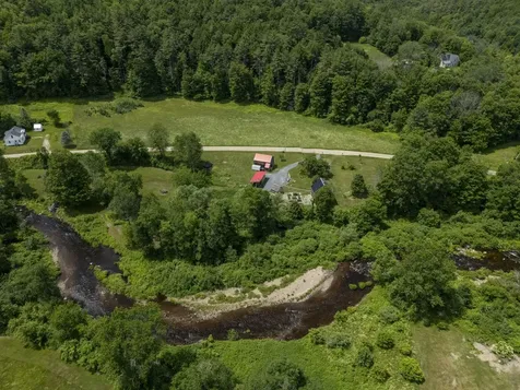 17 Grange Hall Road Acworth NH 03607