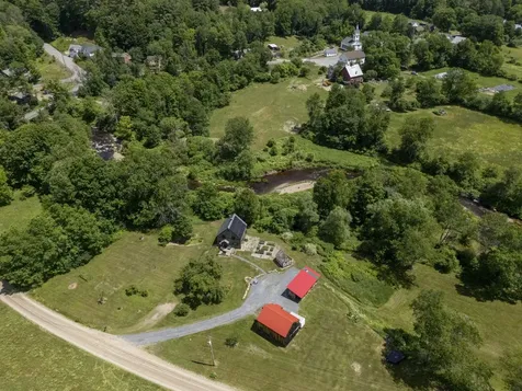 17 Grange Hall Road Acworth NH 03607