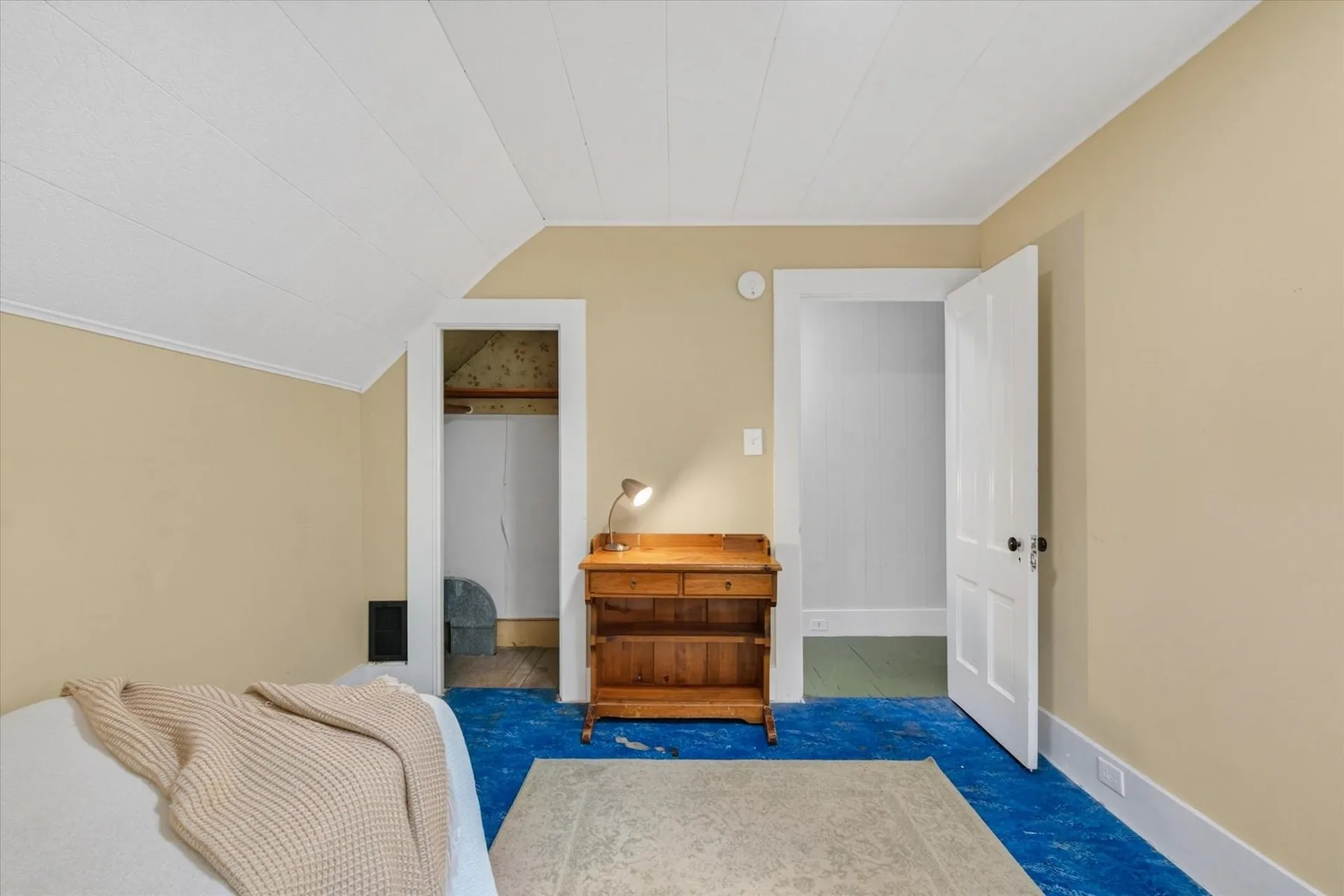 2 Charles Street Proctor VT 05765