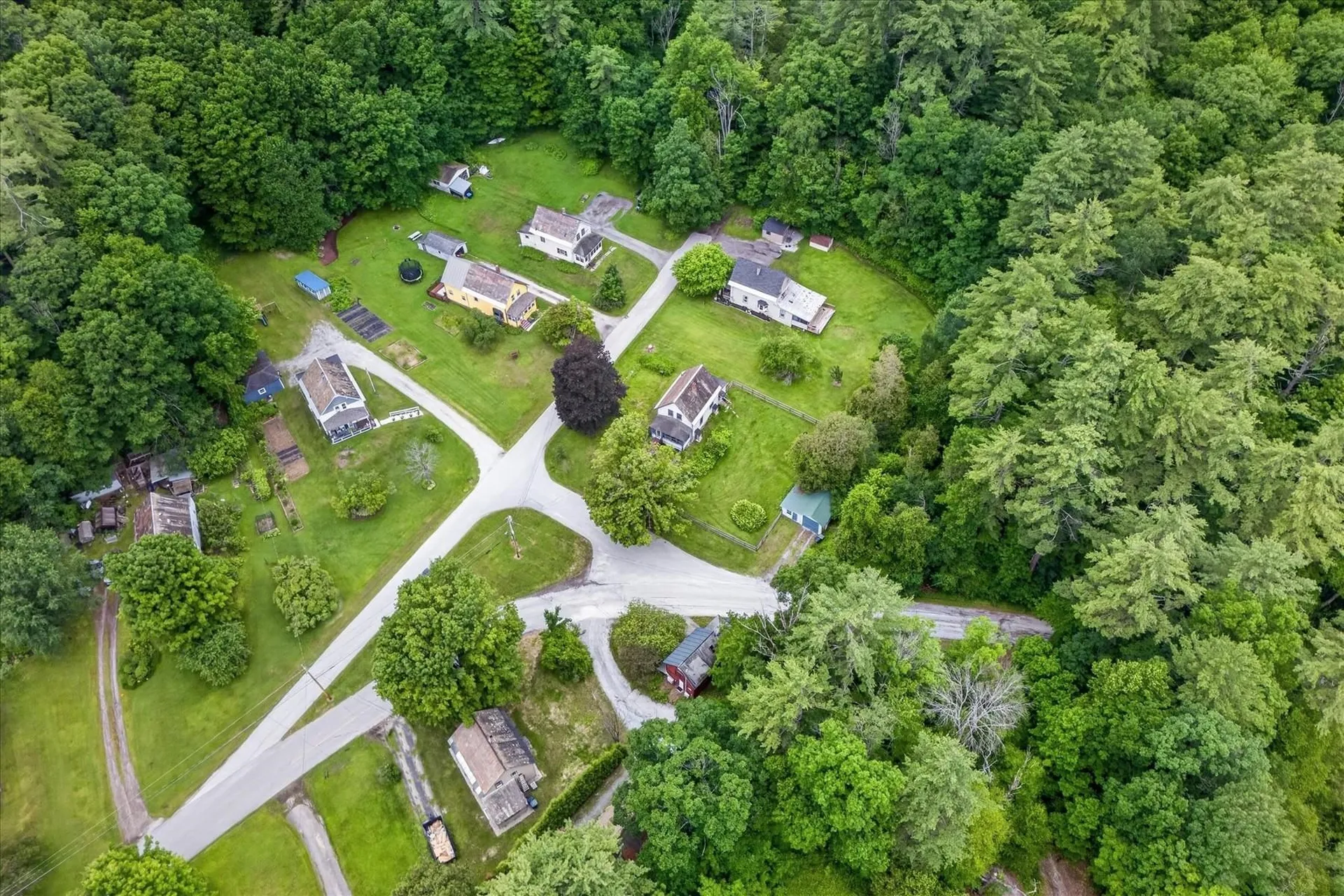 2 Charles Street Proctor VT 05765