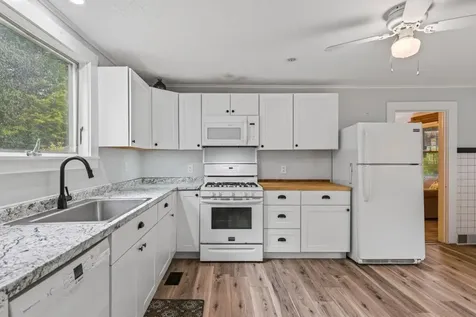 2 Charles Street Proctor VT 05765
