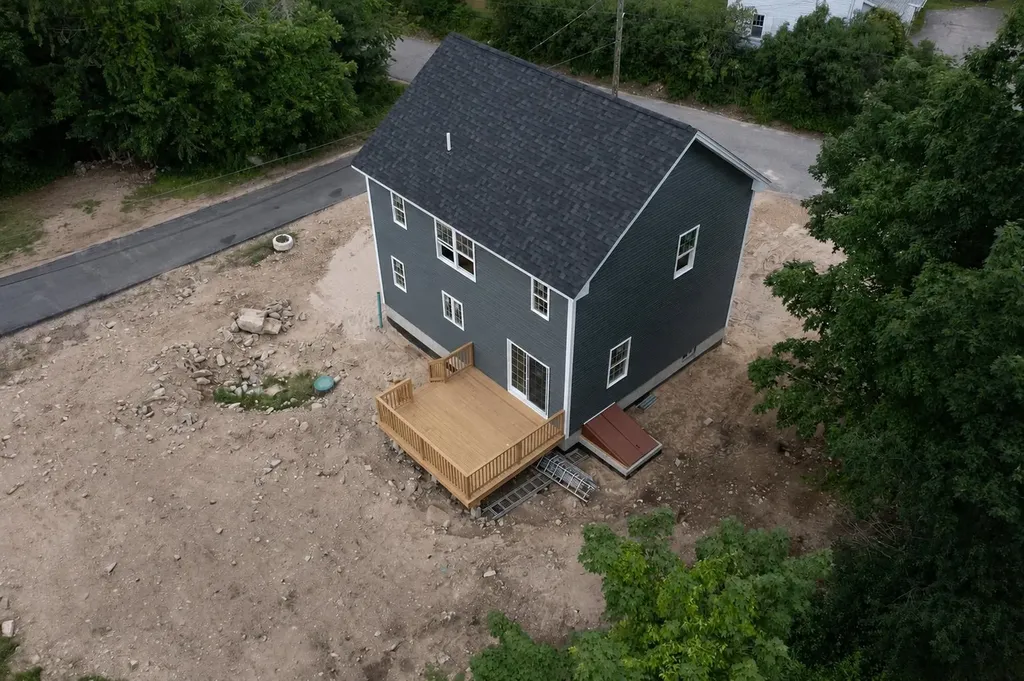 21 Saint Anthonys Road Wakefield NH 03872