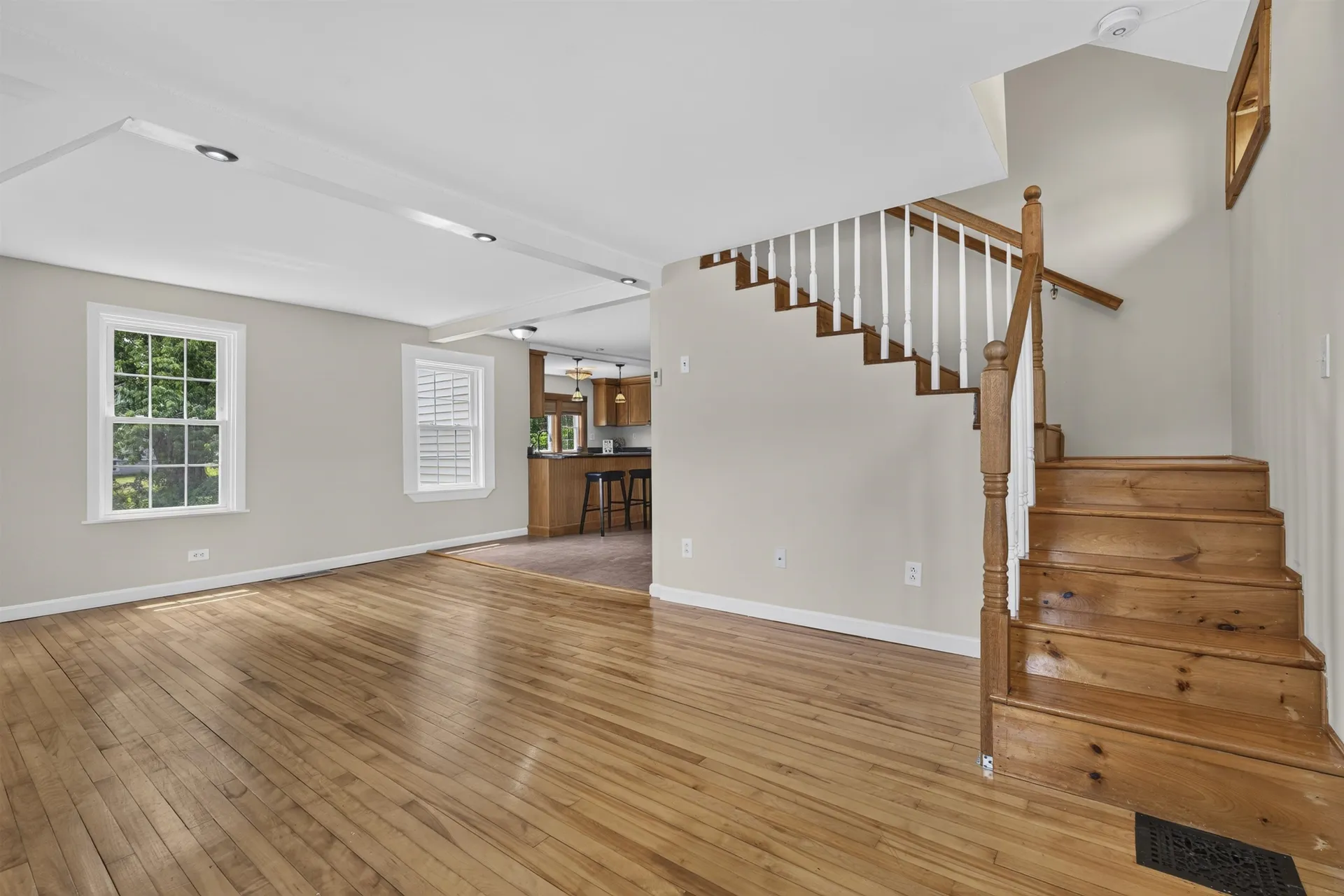 48 Dawson Avenue Manchester NH 03104