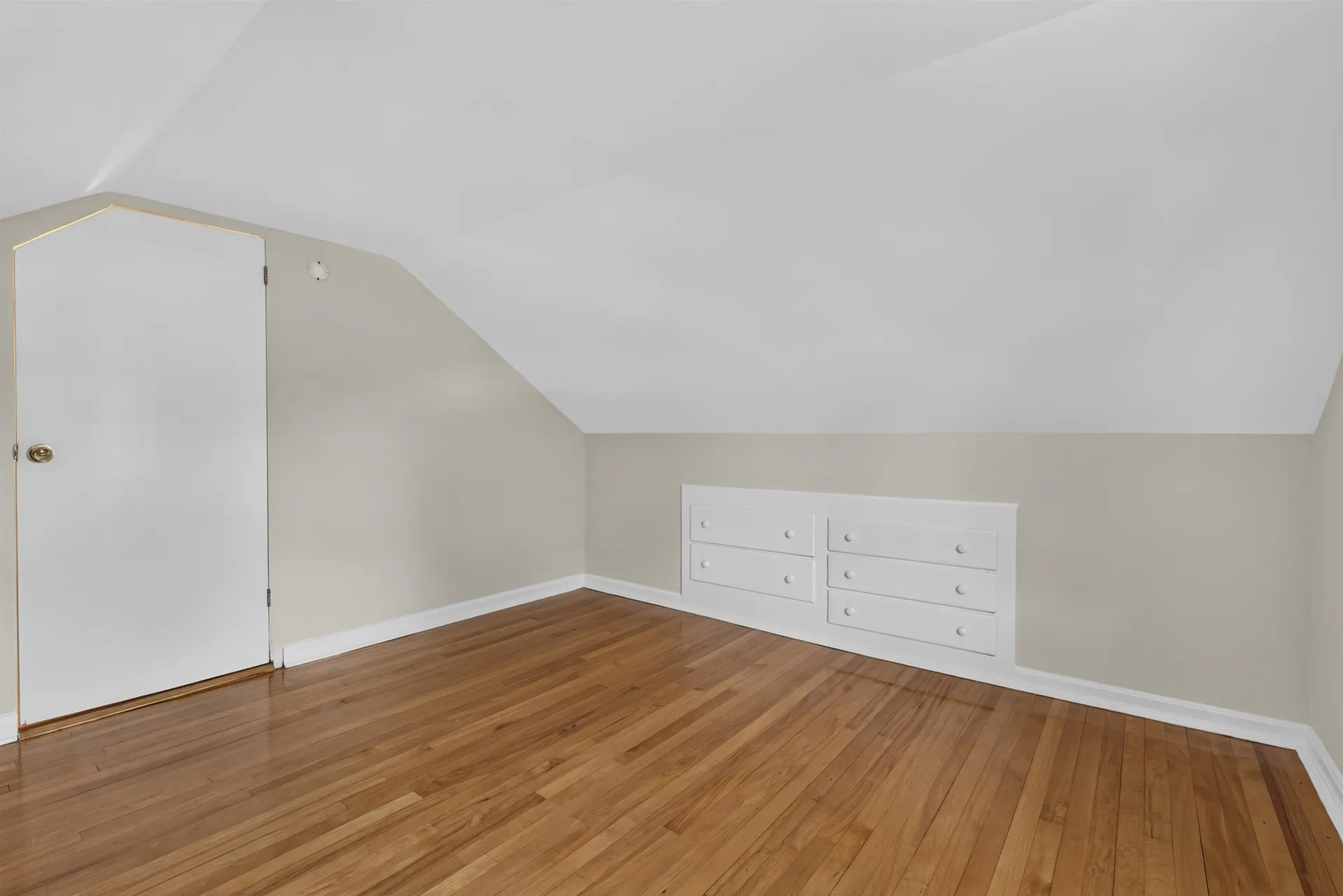 48 Dawson Avenue Manchester NH 03104
