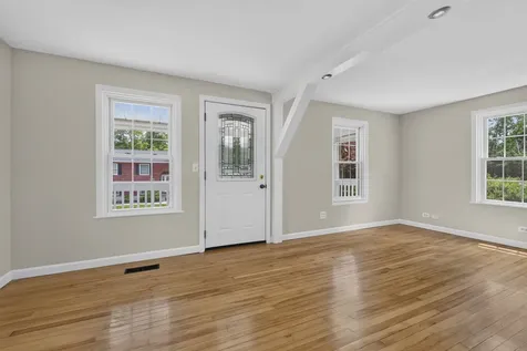 48 Dawson Avenue Manchester NH 03104