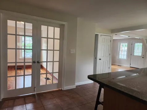 48 Dawson Avenue Manchester NH 03104