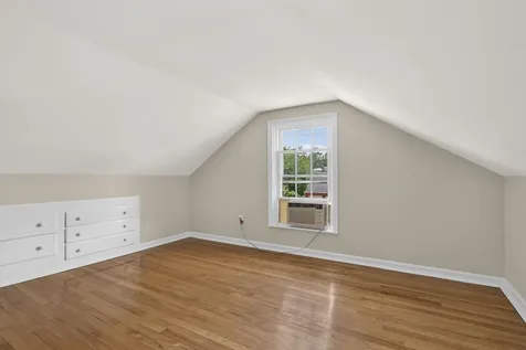 48 Dawson Avenue Manchester NH 03104