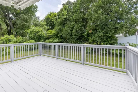 48 Dawson Avenue Manchester NH 03104