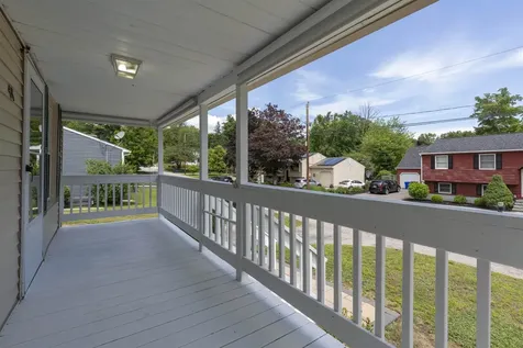 48 Dawson Avenue Manchester NH 03104