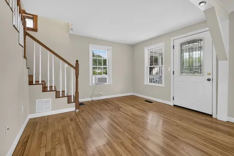48 Dawson Avenue Manchester NH 03104