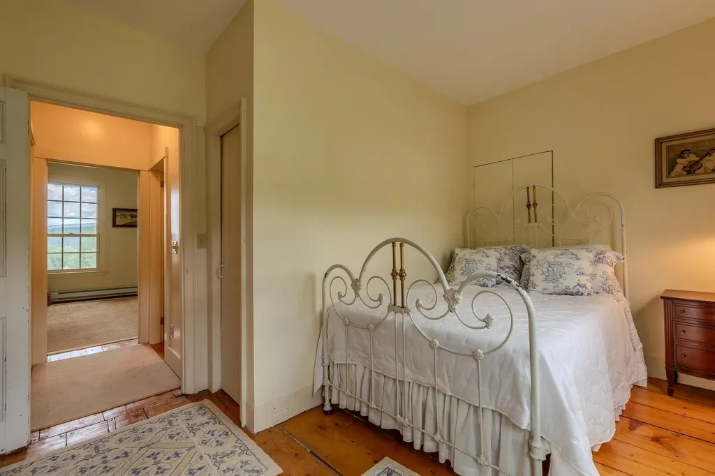13 Bliss Road Tinmouth VT 05773