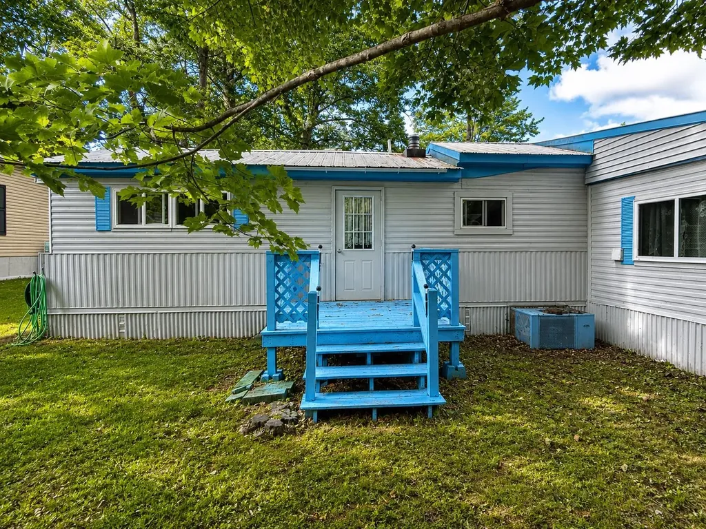 519 Canterbury Drive Exeter NH 03833