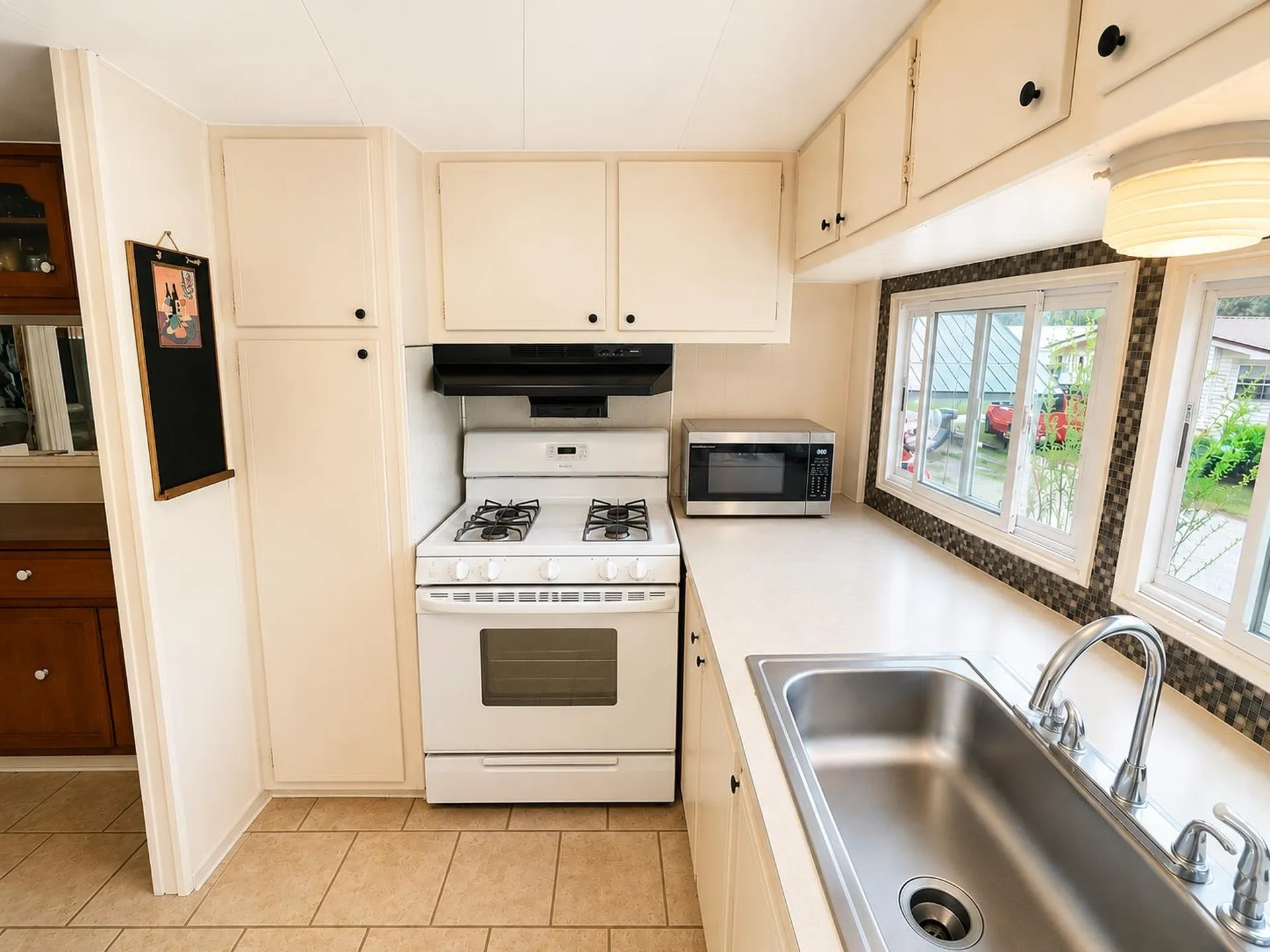 519 Canterbury Drive Exeter NH 03833